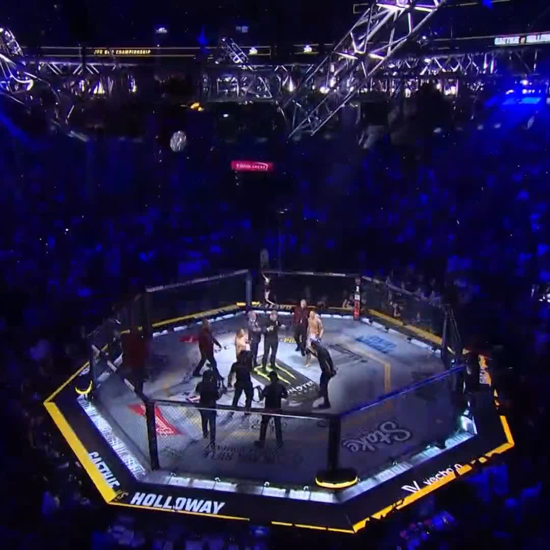 The BMF Title is on the line RIGHT NOW 👊 #UFC300