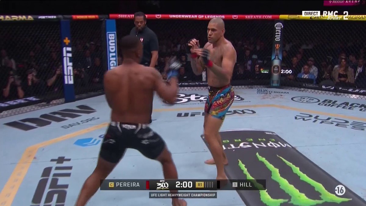 🚨🚨 INCROYABLEEE KO AU 1ER ROUND DE ALEX PEREIRA QUI CONSERVE SA CEINTURE FACE À JAMAHAL HILL. ANNND STIIIILLL 🇧🇷🏆.