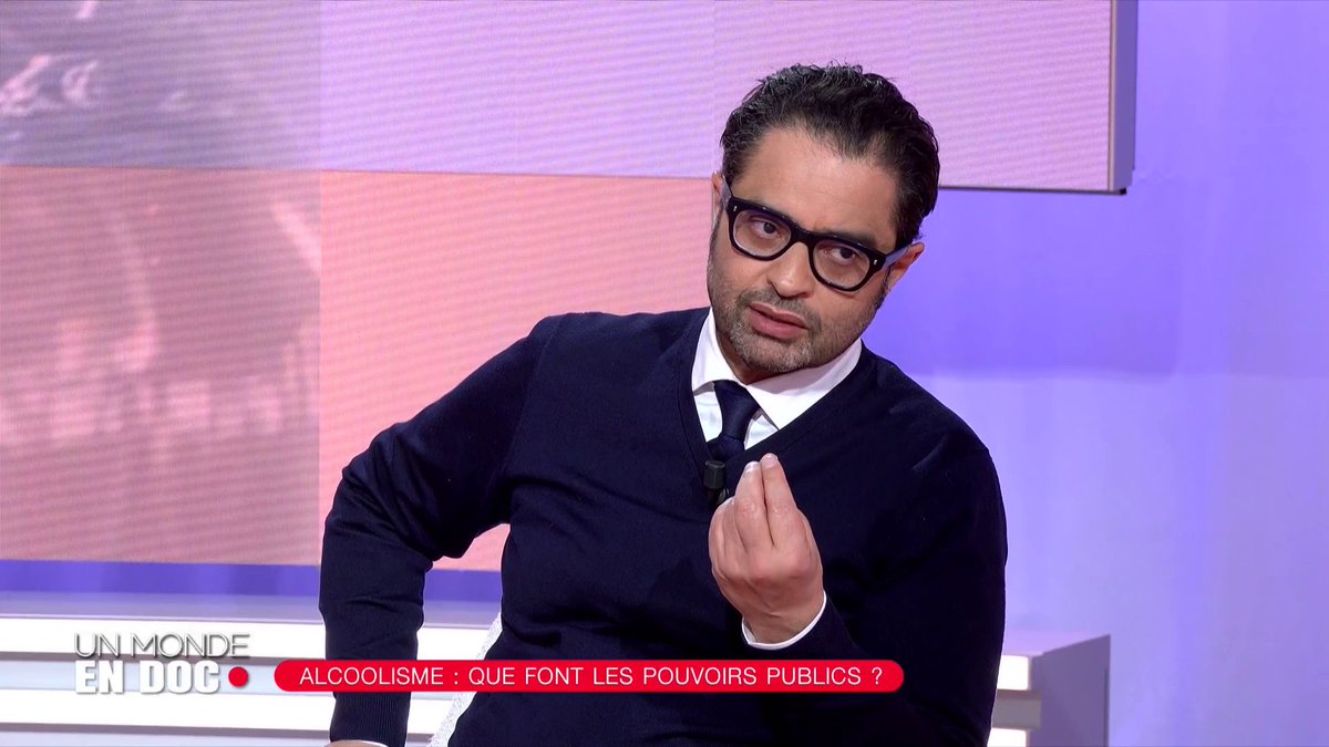 #Alcool "Une personne qui ne boit pas est encore trop souvent quelqu'un qui dénote par rapport au groupe, il faut dénormaliser l'alcool aux yeux de la société" Amine Benyamina de Fédération Française d'Addictologie avec Rebecca Fitoussi dans #UMED