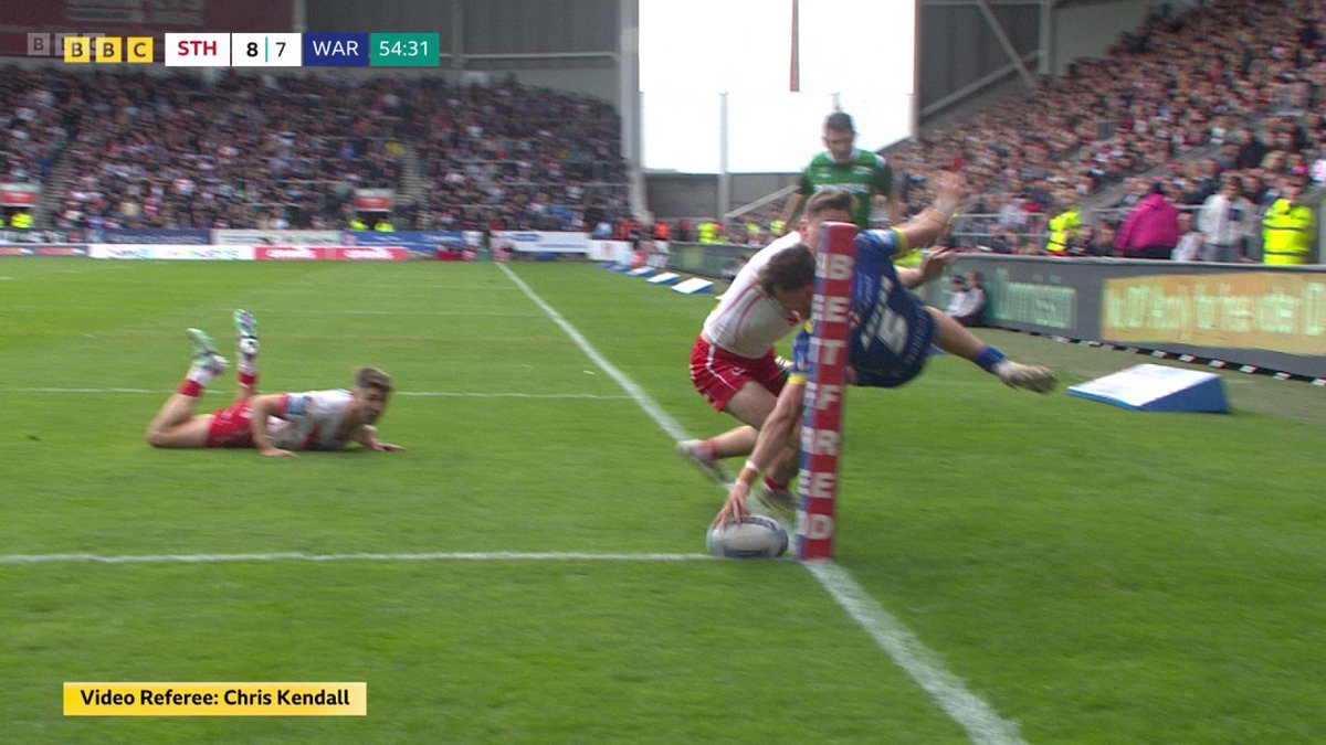 STOP THE LIGHTS 🚦 You'll struggle to see too many finishes better than this from Warrington Wolves's Matty Ashton #BBCRL | Betfred Challenge Cup