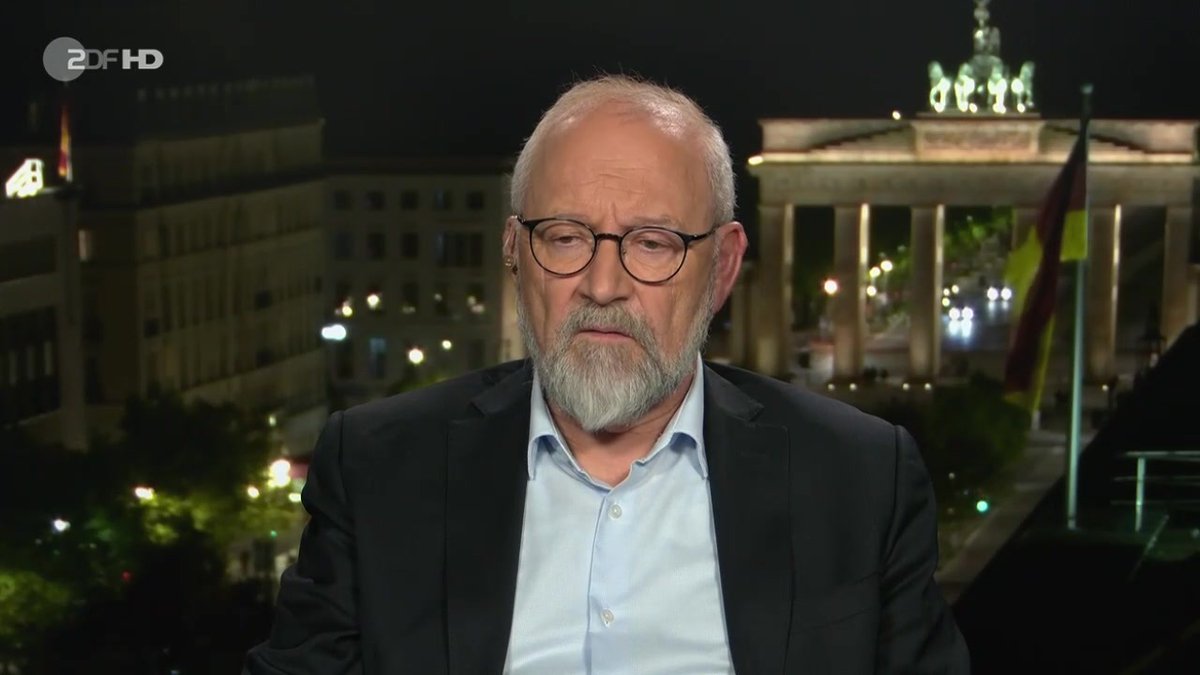 „Wir haben uns lange genug die Welt schön geredet“, sagt Politikwissenschaftler Herfried Münkler zur weltpolitischen Krisenlage. Angesichts einer möglichen Wiederwahl von Donald Trump als US-Präsident müssten die Europäer „sich befähigen, Russland allein die Stirn zu bieten“.
