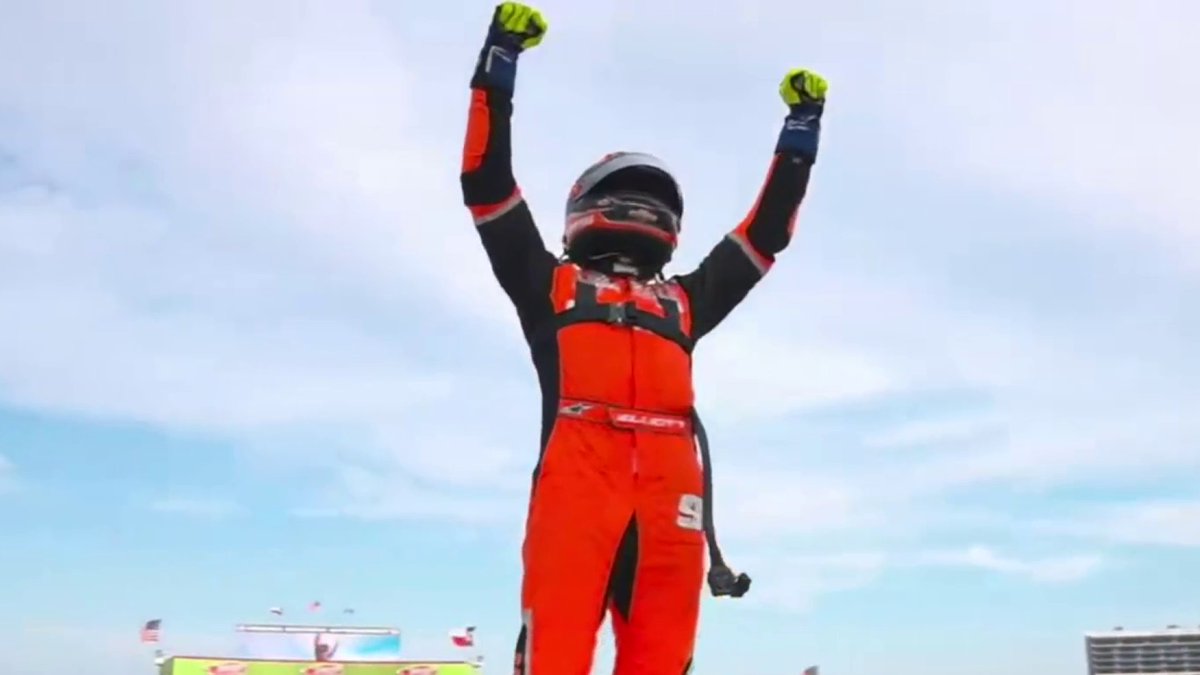Chase Elliott's winless streak is over.