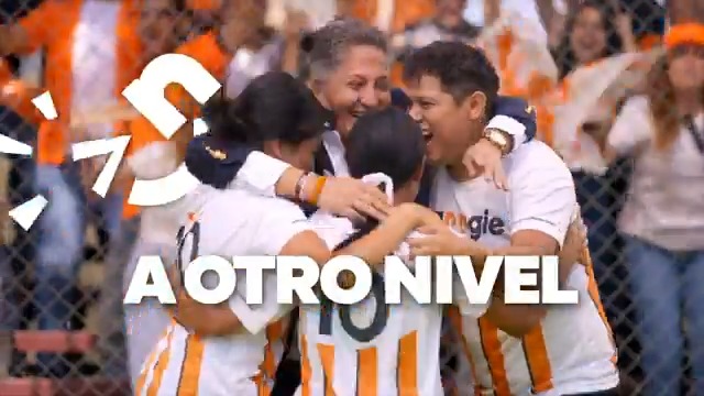 Zapopan juega en primera, no en la cuarta división y se merece al mejor equipo. 🏆 Por eso aquí no vamos a retroceder y en Movimiento Ciudadano nos la vamos a jugar de día y de noche para llevar la Ciudad de las niñas y niños A OTRO NIVEL. 🍊🔝