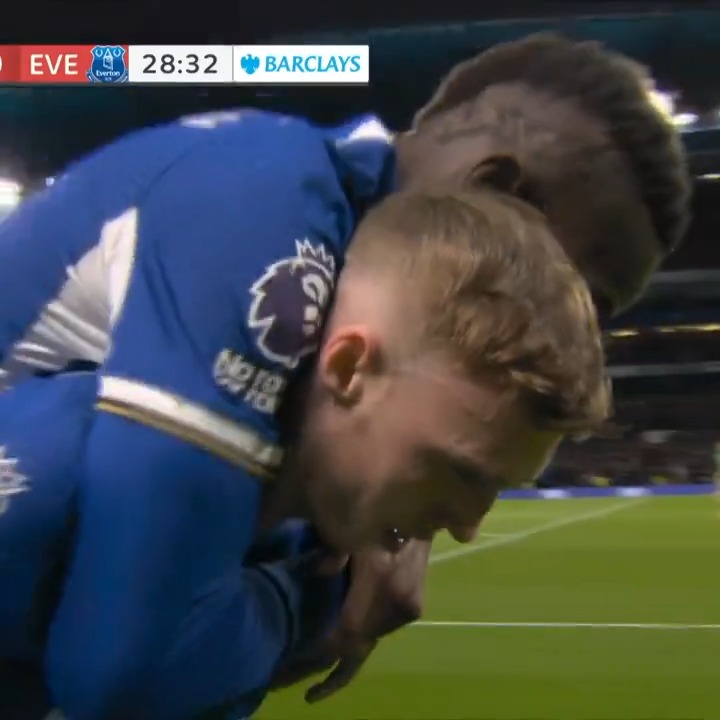 Left foot. Header. Right foot. Watch every goal from Cole Palmer's PERFECT HAT TRICK in 28 minutes against Everton! 🎥