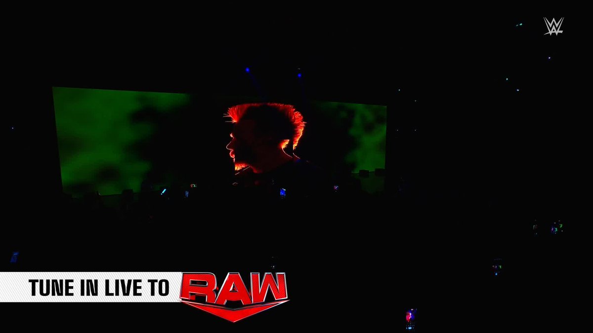 TOO MANY LIMES! TOO MANY LIMES! Sheamus is BACK on #WWERaw with a very familiar entrance theme... 🎧