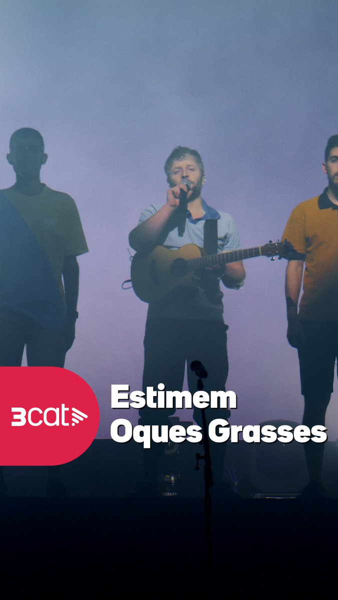 Les notes de “La gent que estimo” van obrir el concert d’@oquesgrasses al Palau Sant Jordi el gener del 2023. El concert apoteòsic del grup osonenc va batre rècord d'assistència Reviu aquella nit en un docuconcert a la plataforma 3Cat #Som3Cat ▶