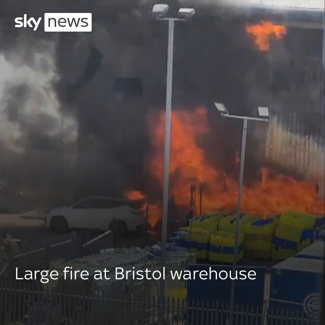Large fire breaks out at Evri warehouse in Bristol.