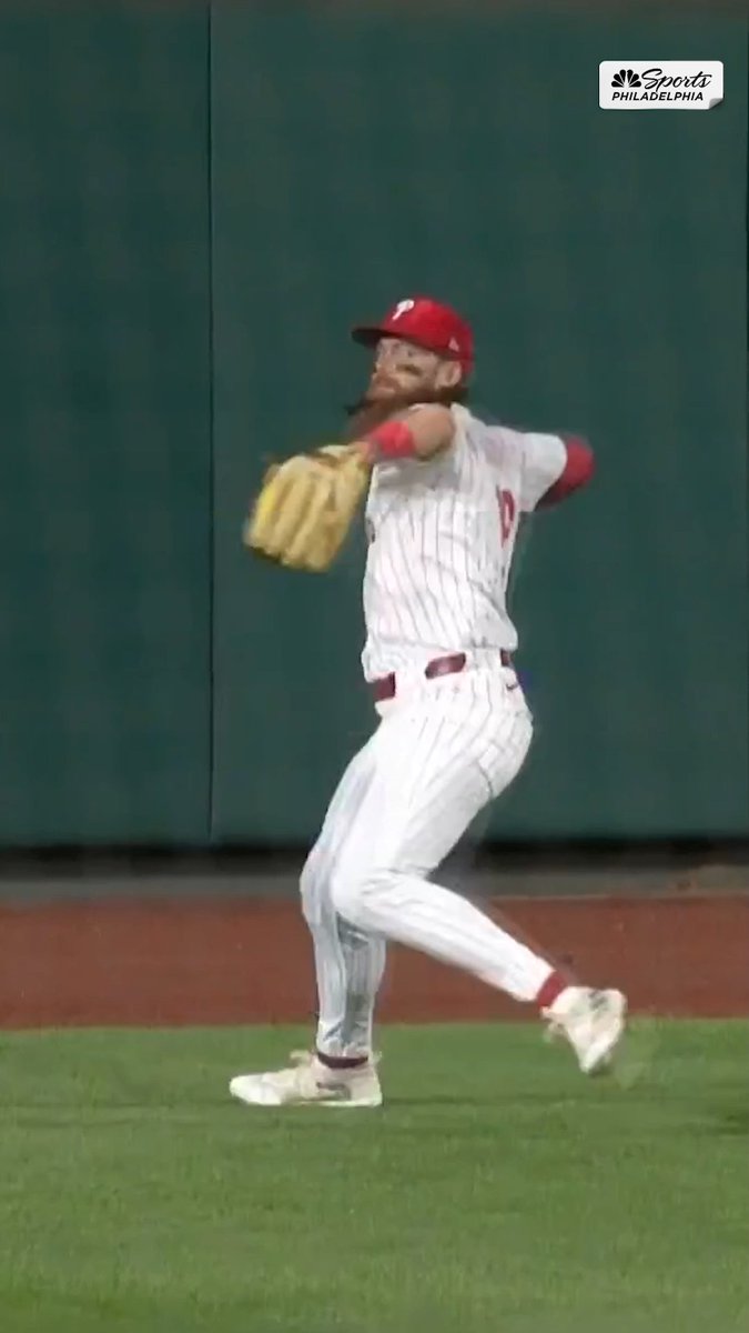 ARE YOU SERIOUS, BRANDON MARSH?! 😤🔥