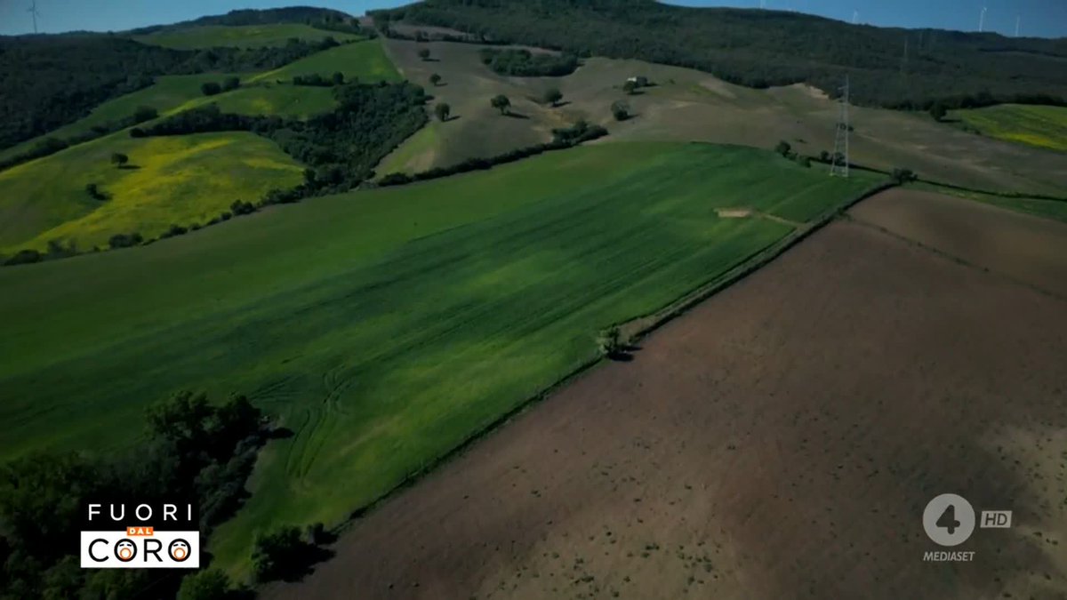 Follie verdi: lo scandalo delle terre rubate ai contadini Servizio di deliamauro a #Fuoridalcoro