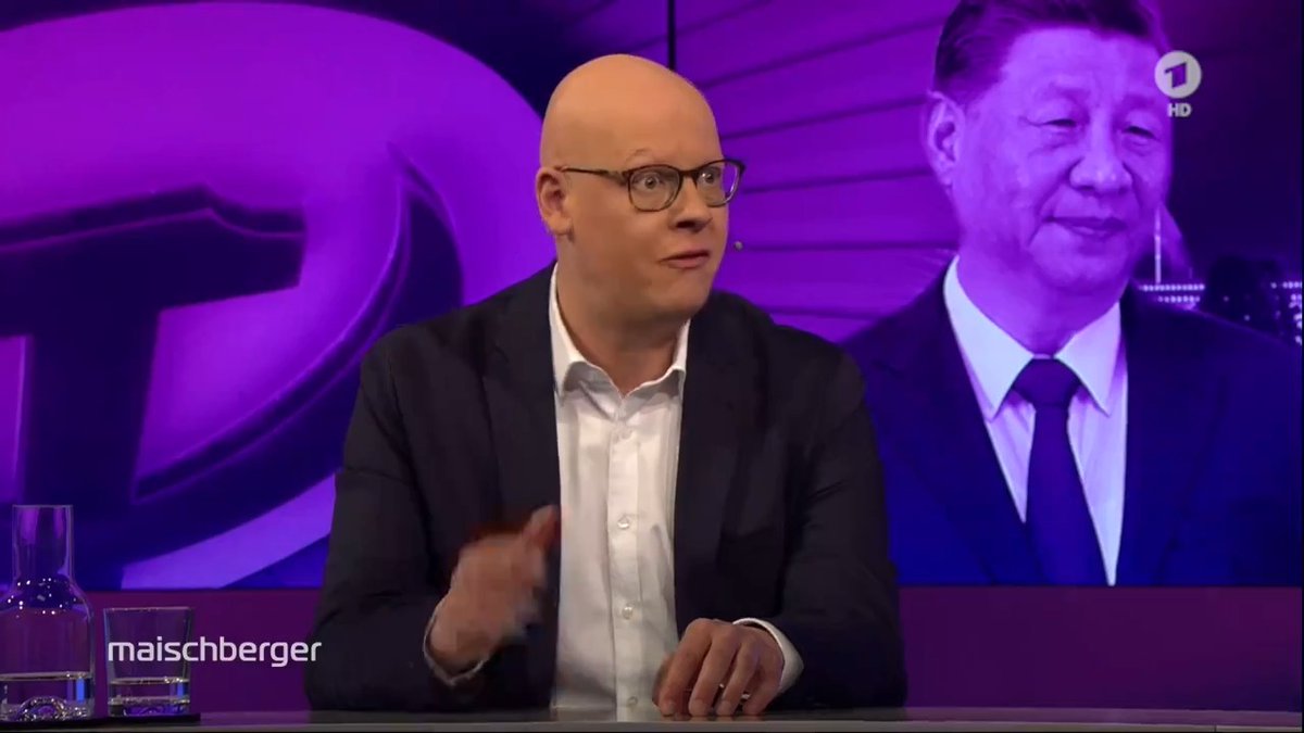 „Markus #Söder scheint ganz schön viel Zeit für Sightseeing gehabt zu haben in #China. Der #Kanzler definitiv nicht – der hat verhandelt“, resümiert der stellvertretende Leiter des #ARD-Hauptstadtstudios Matthias Deiss, der Kanzler #Scholz begleitet hat. #maischberger Das Erste