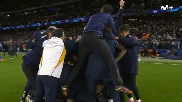 Resistir, remar, aguantar, sobrevivir. El Real Madrid lo ha vuelto a hacer. 12 semifinales en las Últimas 14 ediciones de #UCL #LaCasaDelFÚtbol