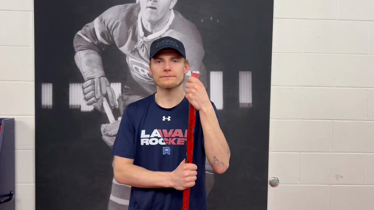 On a un concours pour vous! Comme notre Soirée des partisans arrive à grands pas, on voulait vous remercier pour votre support en faisant tirer un bâton signé par Lias Andersson! Pour participer: - aimez la publication - mettre dans les commentaires votre emoji préféré! Vous avez jusqu’à vendredi pour participer! (La personne gagnante doit pouvoir récupérer le prix à la Place Bell) We've got a contest for you! As our Fan Appreciation Night is fast approaching, we wanted to thank you for your support by giving away a stick signed by Lias Andersson! To enter: - like the post - comment your favorite emoji You have until Friday to enter! (The winner must be able to pick up the prize at Place Bell) #GoRocket