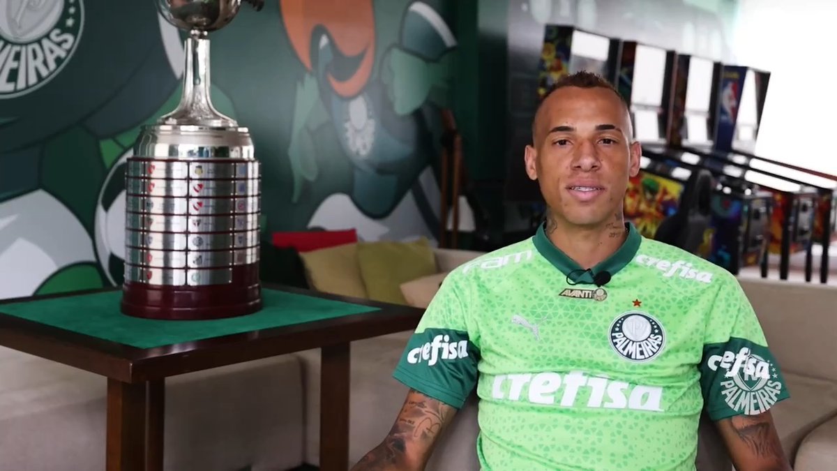 Herói na conquista da #AméricaVerde e decisivo no dodeca do Brasileirão! Obrigado, obrigado e obrigado, Breno Lopes! 💚 ➤ #AvantiPalestra