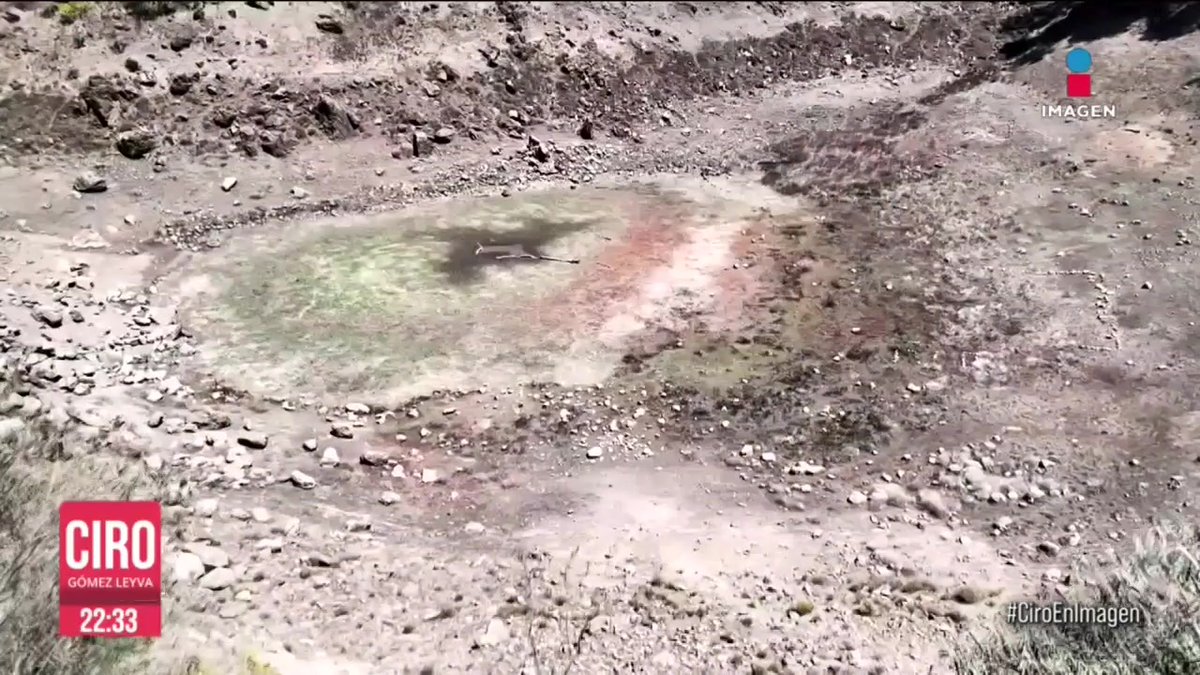 Así luce la sequía en el Parque Nacional de las Lagunas de Zempoala, entre los estados de #Morelos y #Edomex. Investigadores han advertido que, si continúa la tala ilegal y la sequía en la zona, en menos de 10 años podría desaparecer esta reserva ecológica.