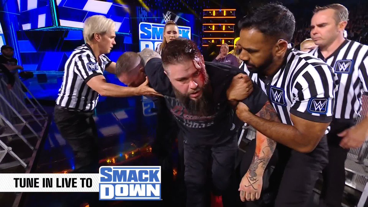 WHAT DID TAMA TONGA DO TO KEVIN OWENS? 🫢🫣 This is a far more VICIOUS version of #TheBloodline... #SmackDown