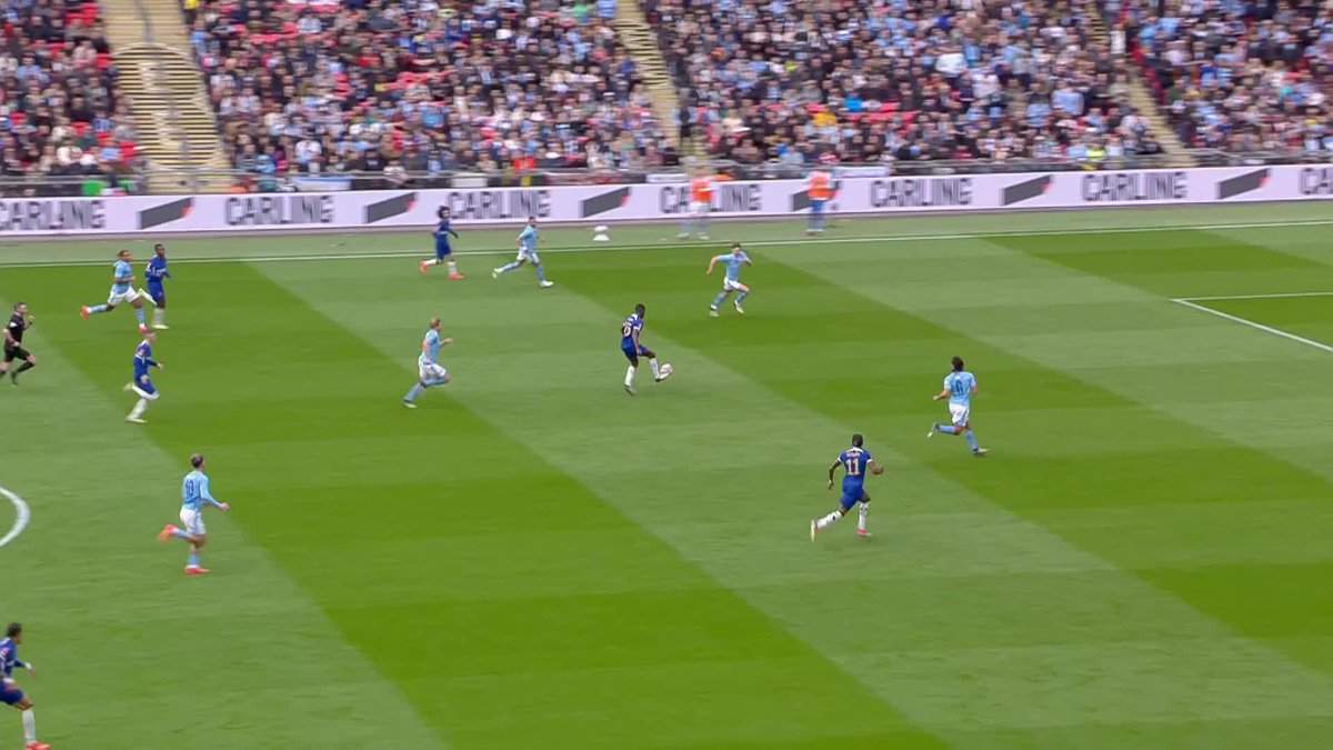 A big save! 🧤🧱 Emirates FA Cup