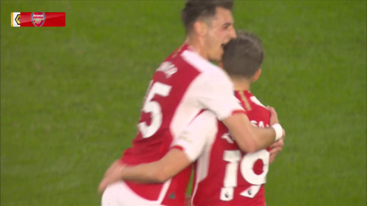 Trossard gives Arsenal the lead just before half-time! ⏰