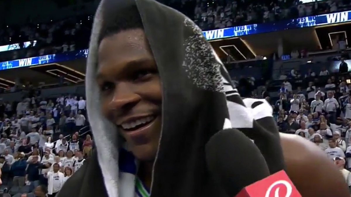 "M-V-P! M-V-P! M-V-P!" Karl-Anthony Towns and Anthony Edwards met w/ Lea B. Olsen after leading Minnesota to a 25-point win vs. the Suns. #WolvesBack