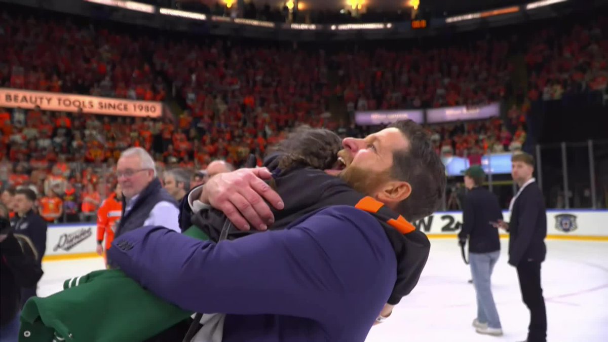 "Honoured to be their coach this year." 🗣️ An emotional Aaron Fox reacts to a Grand Slam win for TriggerHub Sheffield Steelers 👏 #POFW24 | Elite Ice Hockey League | #EIHL