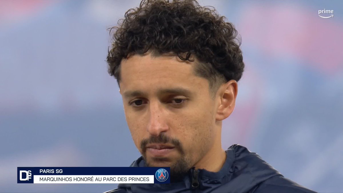 « Le PSG c’est ma vie. 🗣️❤️💙 » Marquinhos, célébré et ovationné par le Parc des Princes ! 🎥 Prime Video Sport France