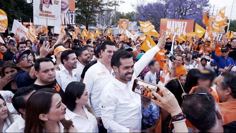 Arrancamos la campaรฑa de Karla_Espinoza en Aguascalientes y lo hicimos hablando de los temas que le importan a la gente: la seguridad y el agua. ยกCon alegrรญa y la fuerza de las personas, nuestra campaรฑa crece en todo el paรญs y va a derrotar a la vieja polรญtica!