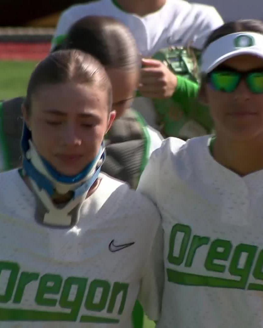 What a moment for Hanna Delgado 🥹 After sustaining a season-ending injury last weekend, the senior made a special start on Senior Day in Eugene.
