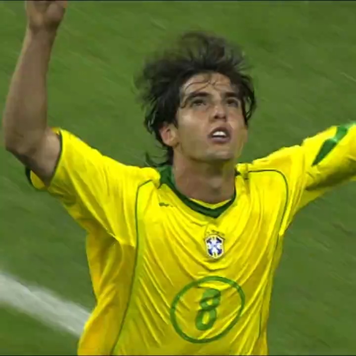 ⏪🎻 2005 Kaka...