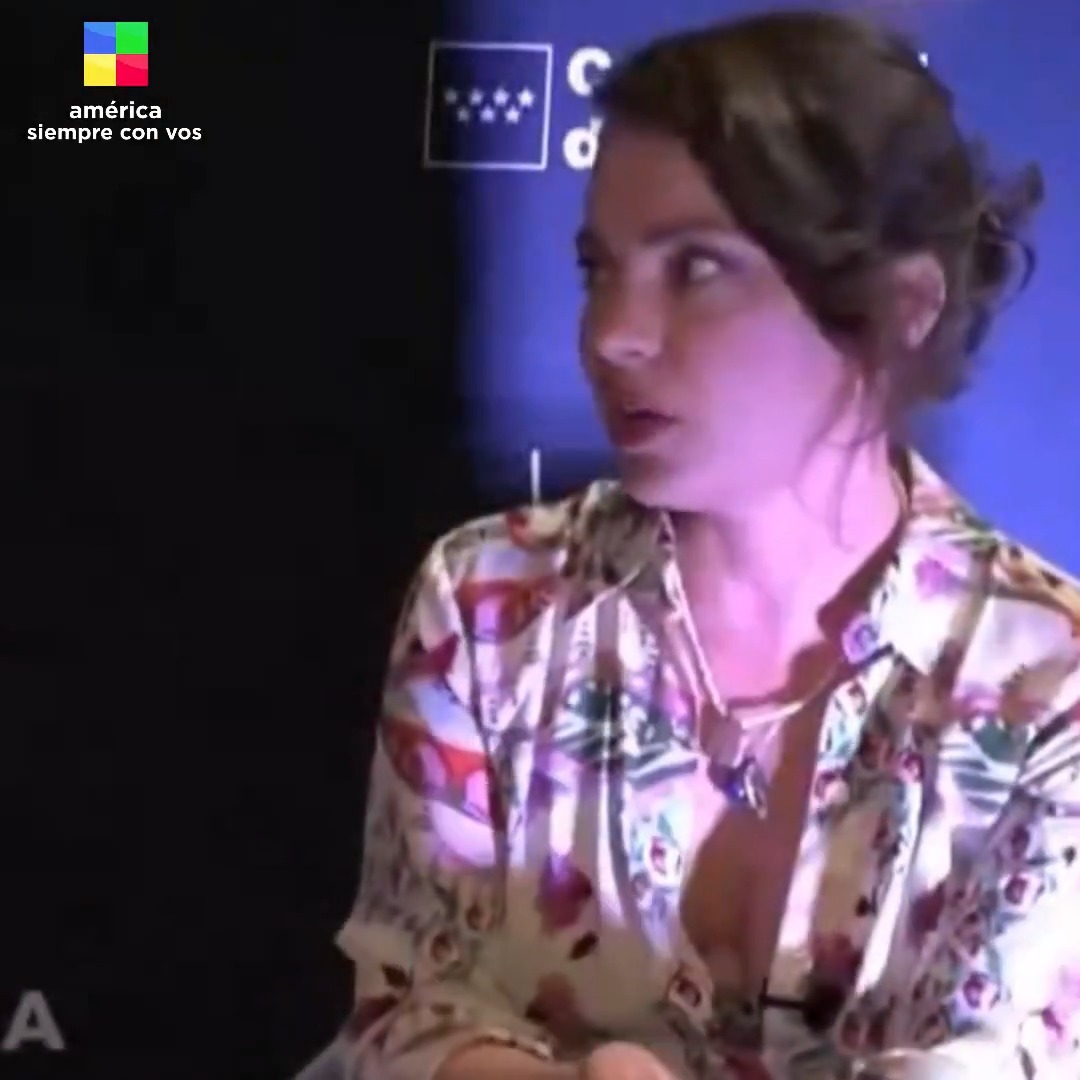 "Dolores Fonzi": Por sus comentarios sobre Guillermo Francella