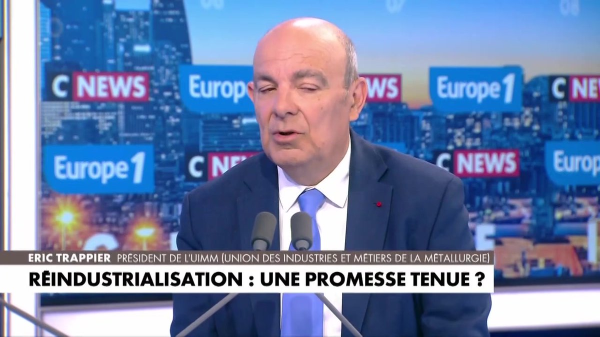 « En France on désindustrialise depuis 30 ans. C’est une urgence absolue de réindustrialiser », déclare Éric Trappier, président directeur général de Dassault Aviation #LaGrandeITW #Europe1