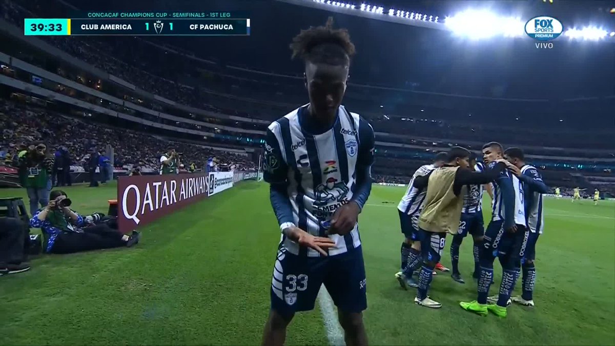 🔥 ¡MICOOOOOOOLTA! 🔥 ¡Tremendo remate para que el partido se empate! 👊 Se acabó la ventaja azulcrema 👀 #CampeonesConcacafxFSMX