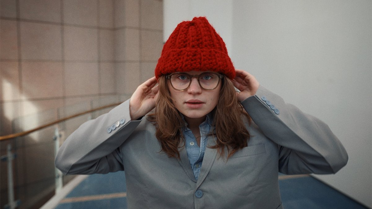 Nothing is better than that. girl in red's Girlfriend is Better out now.