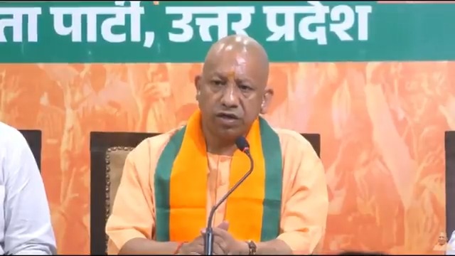 उत्तर हो, दक्षिण हो, पूरब हो, पश्चिम हो, हर ओर आम जनता के मन में एक ही भाव है- 'फिर एक बार मोदी सरकार'