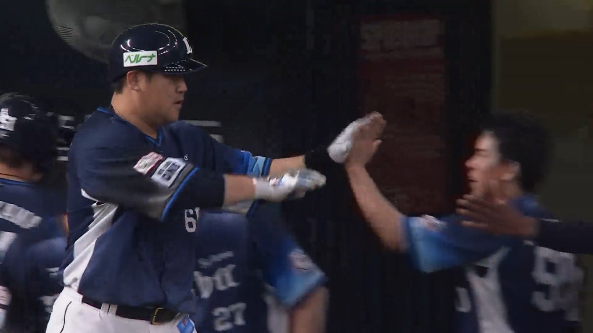 打った瞬間それと分かるホームランを放つ #中村剛也 選手！ アーチスト意地の一発が諦めない流れを作ります！ #埼玉西武ライオンズ #seibulions #やる獅かない