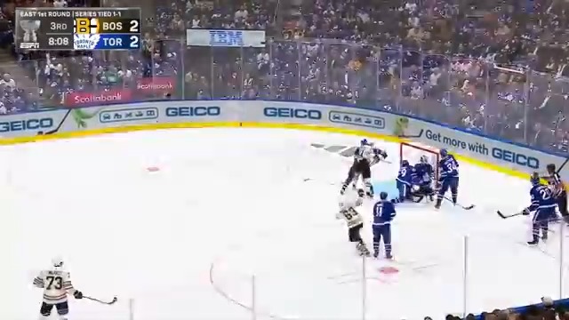WHAT. A. SHOT. 🚀 The captain restores the lead for the Boston Bruins! #StanleyCup 🇺🇸: ESPN ➡️ 🇨🇦: Sportsnet or stream on Sportsnet+ ➡️