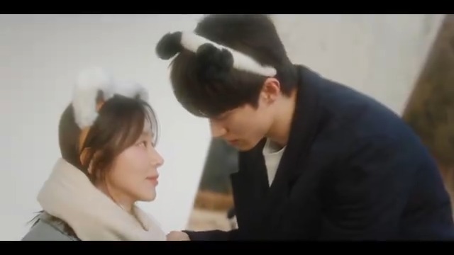 [OST Part.11 M/V 티저] 더 바랄 게 없죠 by. 김태래(ZEROBASEONE) 함께하는 그 자체로 가장 행복한 수철&amp;다혜의 감정이 느껴지는 노래🎶 🎧 풀버전은 4/27(토) 오후 6시 음원 사이트에서 감상하기! [토일] 밤 9:10 | tvN #눈물의여왕 #QueenofTears #tvN #tvN에서봐 #스트리밍은TVING