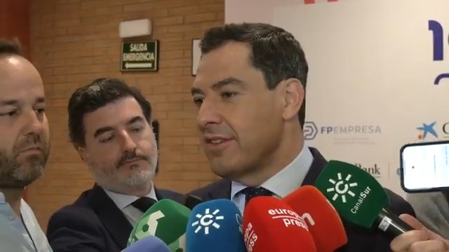 Me parece una irresponsabilidad que el presidente del Gobierno ponga en el limbo a todo un país. Ha mentido muchas veces y lo que se escucha en la calle es que esto forma parte del show de Sánchez. Resulta ya muy difícil creerle. Es el momento de dar la cara y no esconderse.