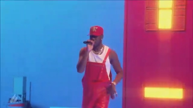 Franglish performe un medley en live (My Salsa, Bolingo, Trop Parler, Position) #LesFlammes2024