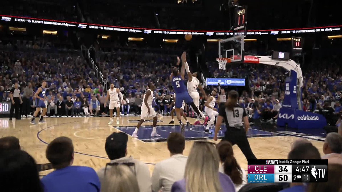 Paolo Banchero nails the TOUGH fader over Donovan Mitchell 🥶