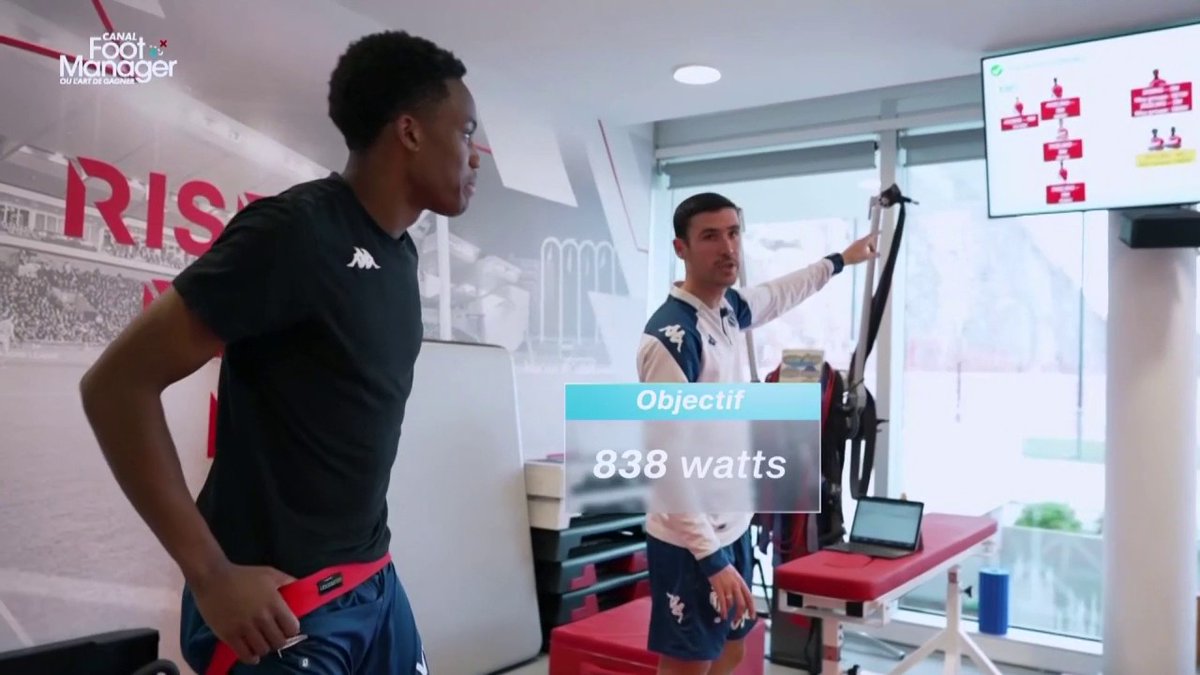 En immersion à l'entraînement avec le département performance de l'AS Monaco 🇲🇨, une référence en Ligue 1 🏋️‍♂️ "Canal Foot Manager" sur la révolution data, disponible sur myCANAL 📊