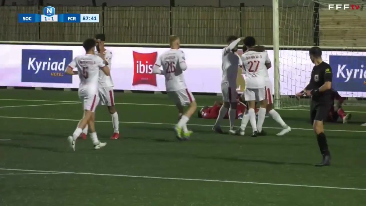 📺 lamine sy qui offre la victoire au FC Rouen, en route pour la Ligue des Champions ! en Championnat National ce soir (1-2) 👏 #SMCaen #TeamSMC