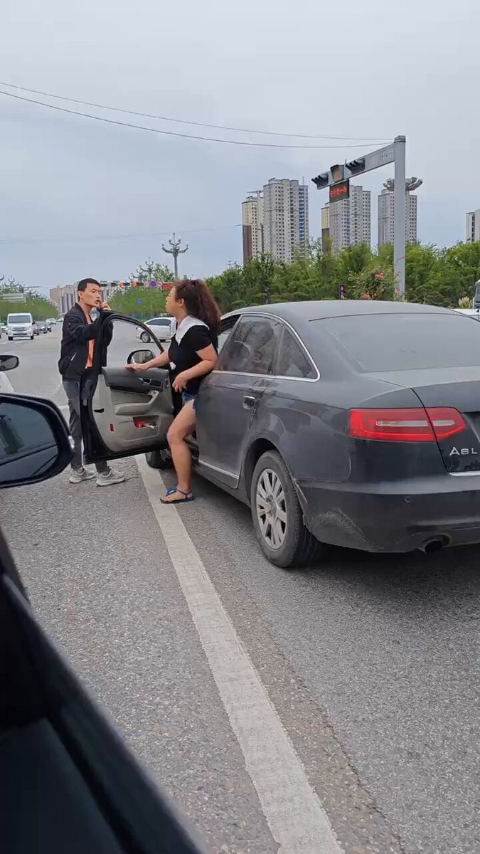 男人像个娘们，女人像个壮汉，阴胜阳衰，国之败相。