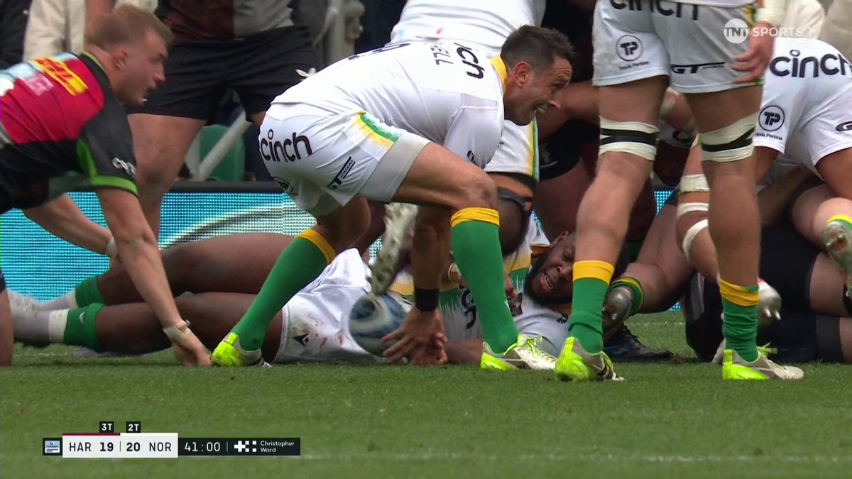 Graham's try is chalked off 🚫 Correct decision? 😬 #GallagherPrem | #HARvNOR
