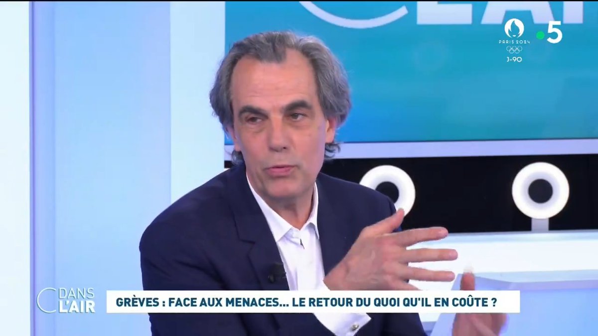 "Quand vous avez les vacances scolaires, si vous n'avez pas les grands-parents, vous faites comment ? Sur Paris, il n'y a pas de crèche disponible, pas de garderie, les personnes les plus défavorisées vont être aidées, mais beaucoup ne sont pas dans les circuits." Philippe Dessertine