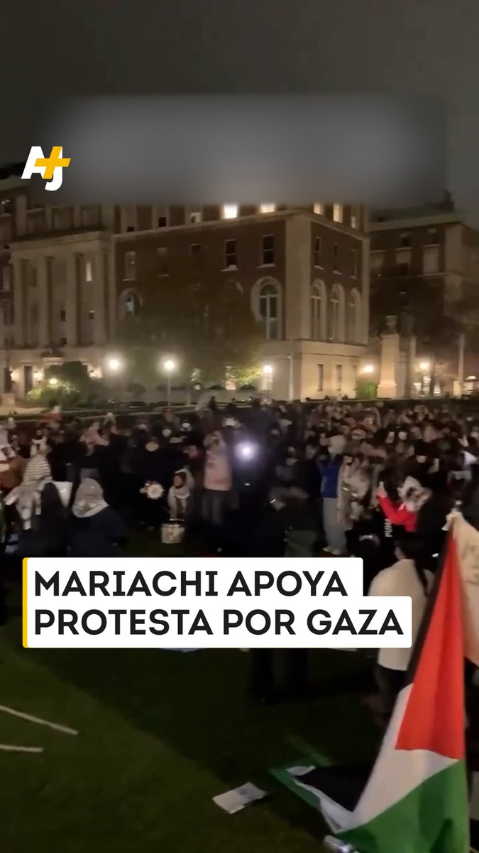 El mariachi acompañó a estudiantes que han organizado un campamento de solidaridad con Gaza con el fin de que la Universidad de Columbia se deshaga de corporaciones que benefician al genocidio en Gaza.