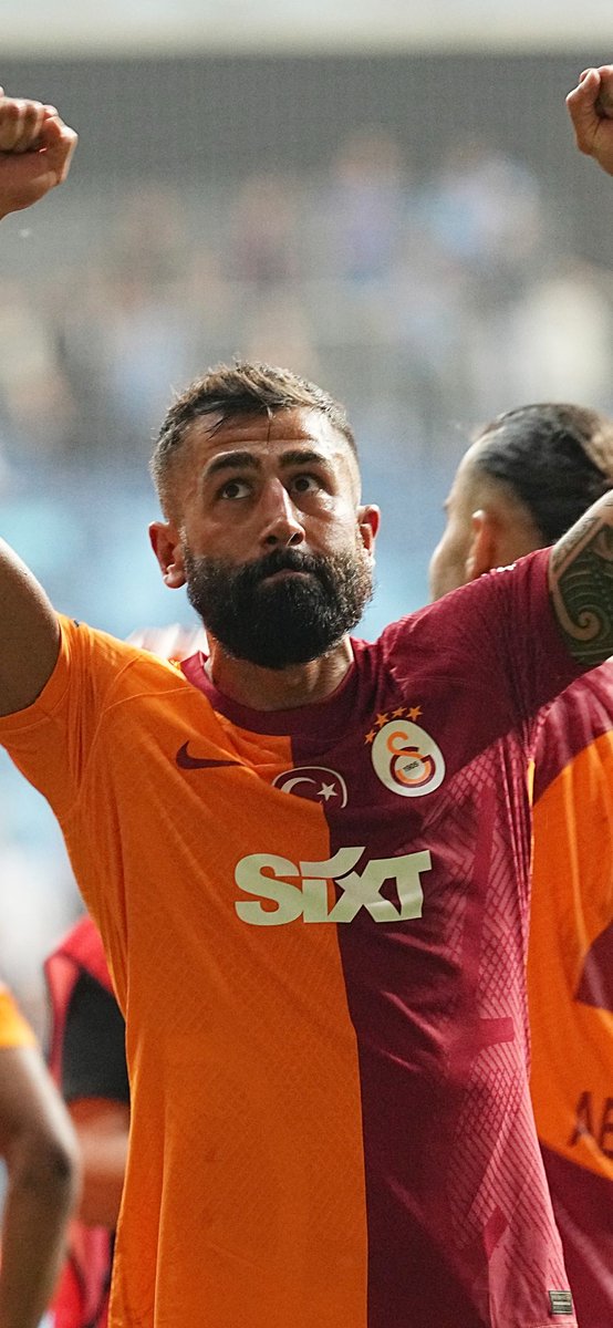 🔥 Kerem Demirbay'dan usta işi bir vuruş, usta işi bir gol! 📐 ⚽