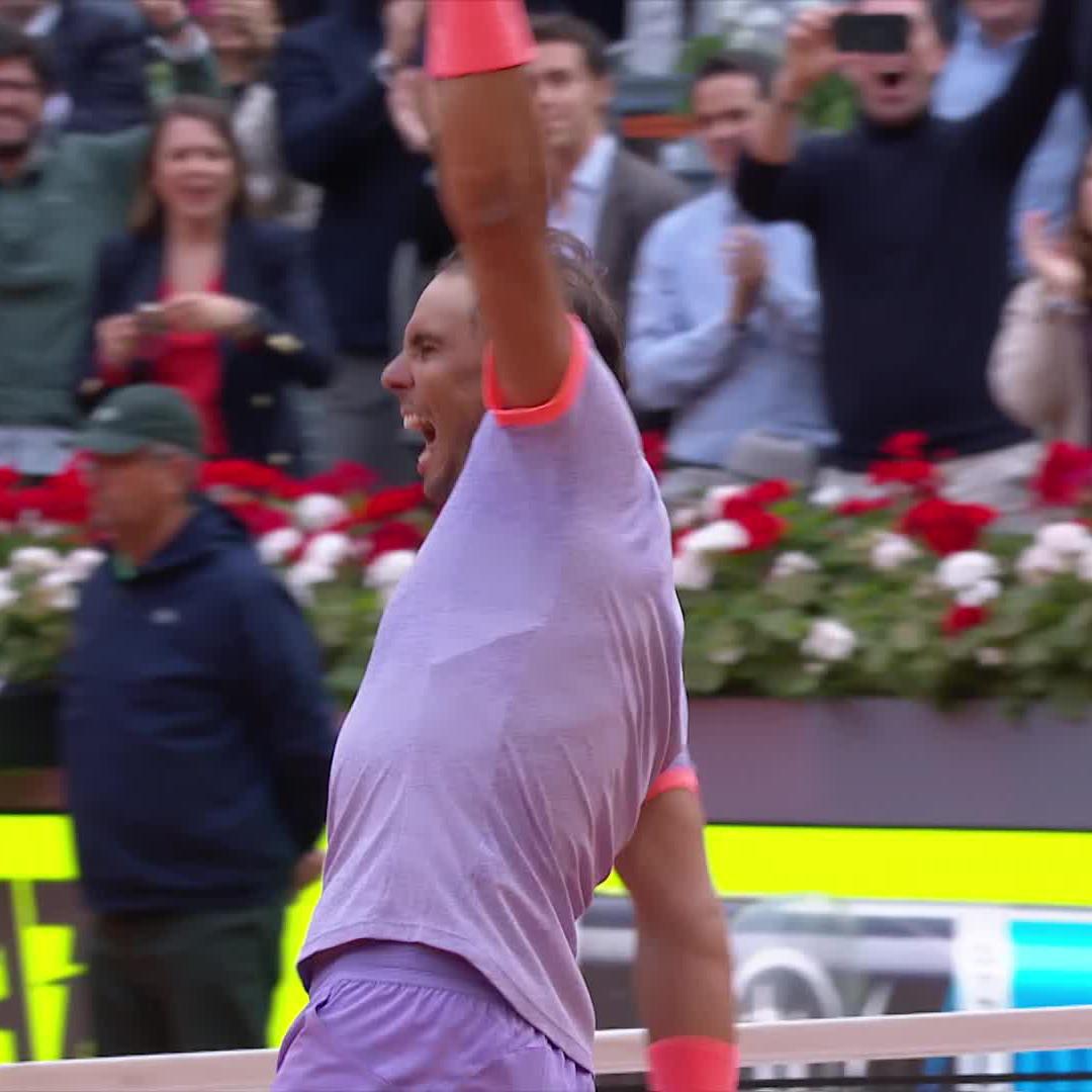 Cachín a Rafa: “Me cumpliste un sueño, gracias. ¿Me puedo quedar con tu camiseta, toalla o algo?” Nadal: “Sí, ahora te doy, faltaría más. Suerte con todo.”