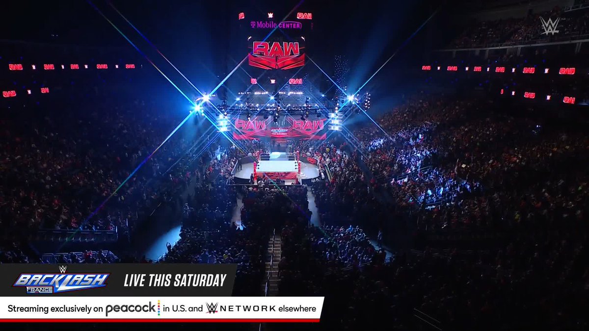 #USChampion Logan Paul & Speed⭐️ are here for the #WWEDraft and SAMANTHA THE BOMB introduces Patrick Mahomes II as only our #WWERaw ring announcer can!