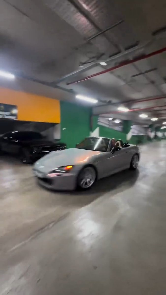 Si j'avais une S2000, c'est EXACTEMENT ce que je ne ferai pas parce que je suis trop nul.