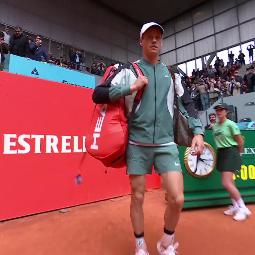 A potentially stern test... Top seed Jannik Sinner takes on Karen Khachanov over on Arantxa Sanchez Stadium —>>