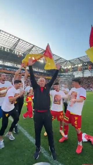 Babalar sözünü tutar🤜🤛 #EfsaneGeriDöndü